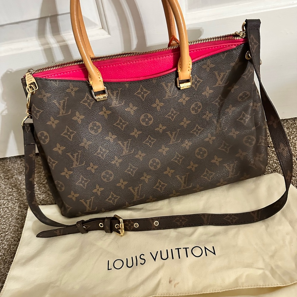used Louis Vuitton purse in good condition